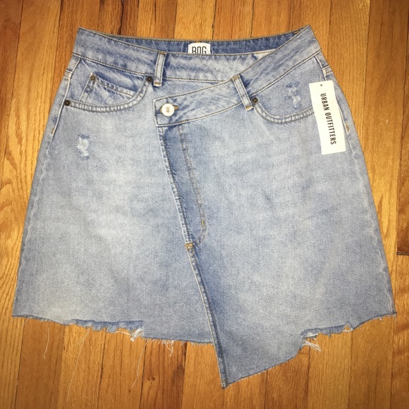 Urban Outfitters Dresses & Skirts - BDG Asymmetrical Denim Skirt Urban Outfitters